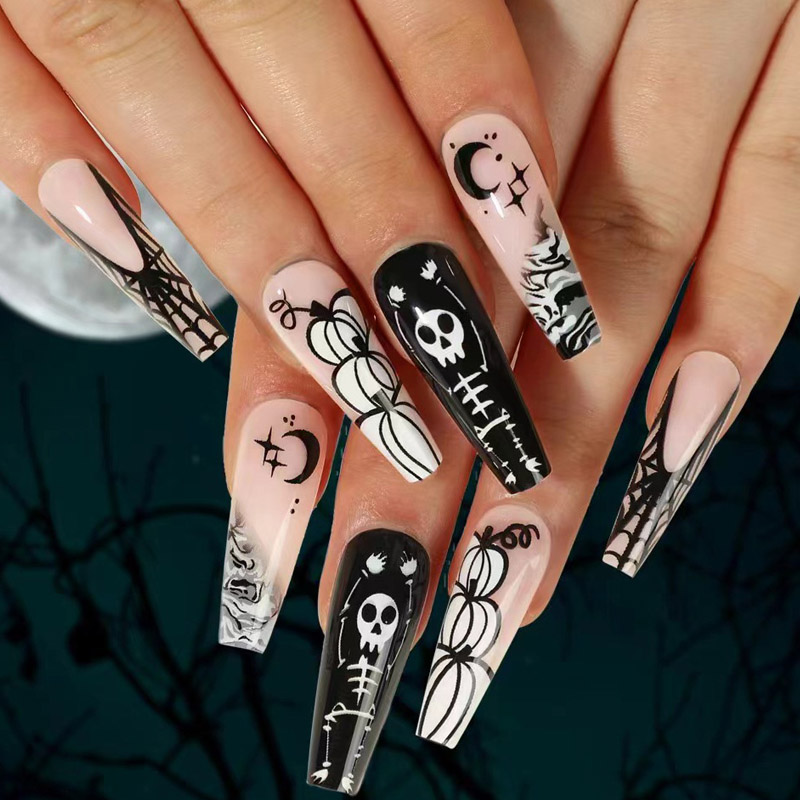 Sê -ri Halloween Sai Nails