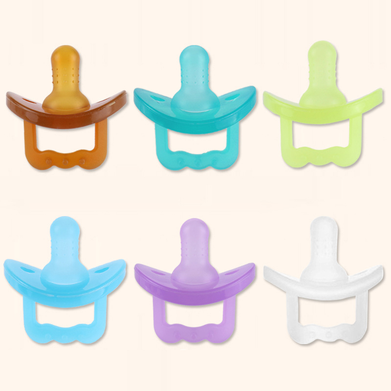 Núm vú giả cho trẻ em bằng silicon mềm êm dịu